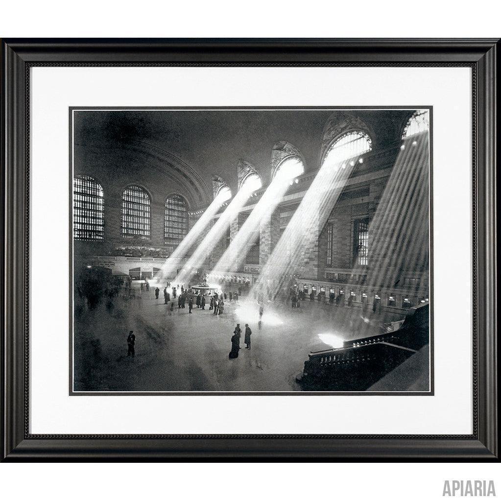 Grand Central Station, 1941-Framed Item-Apiaria
