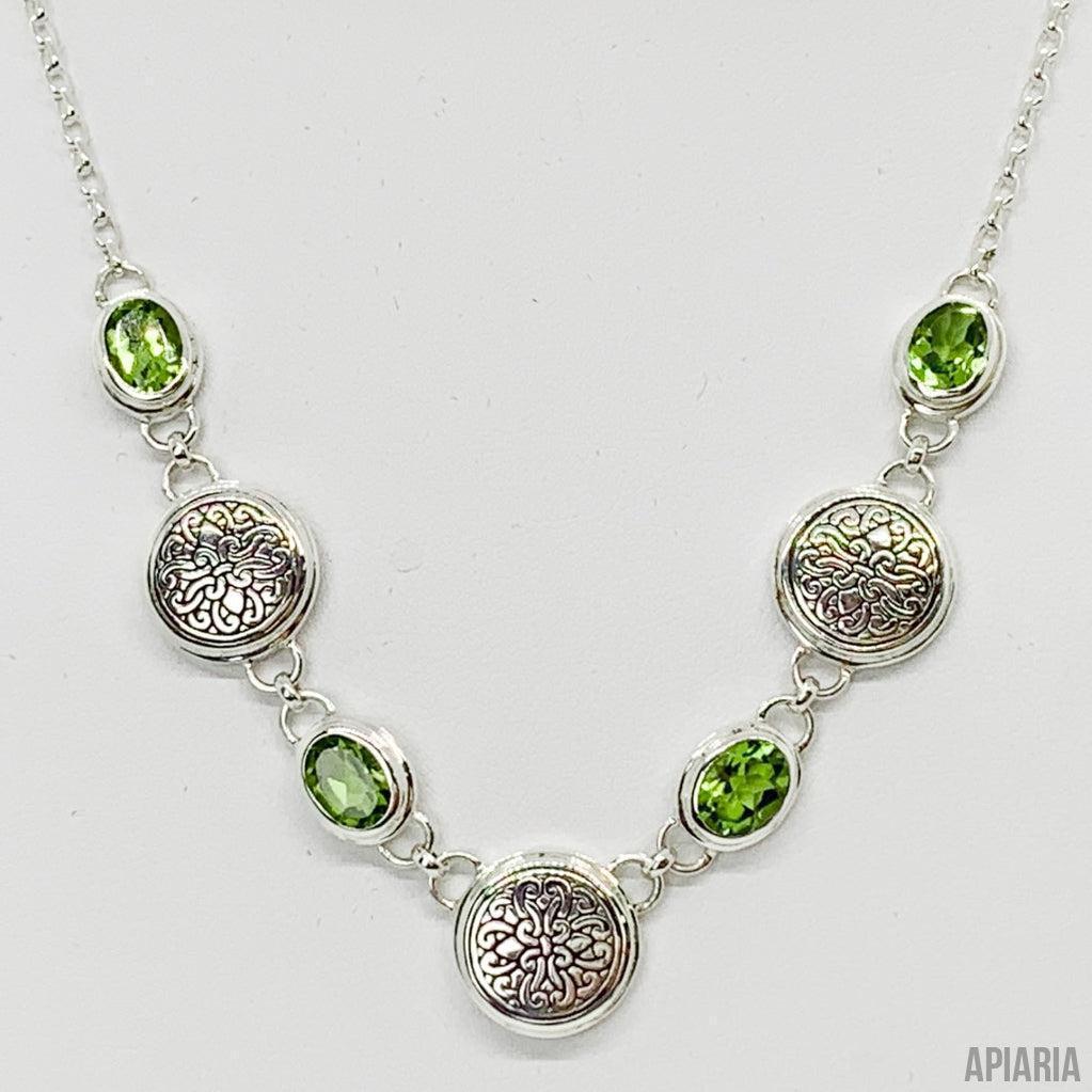 Peridot on Chain Necklace-Jewelry-Apiaria