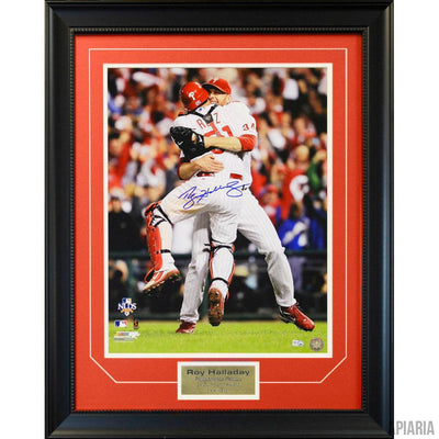 Roy Halladay Autographed Photo-Framed Item-Apiaria